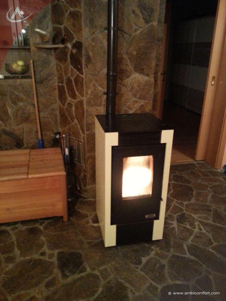 20151105 172541 pellet stove karmek one lisbona